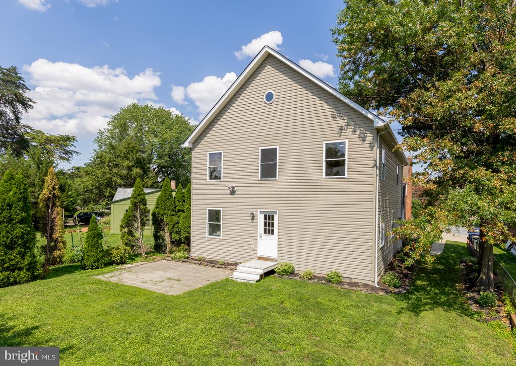 750 N GEORGE MASON DRIVE