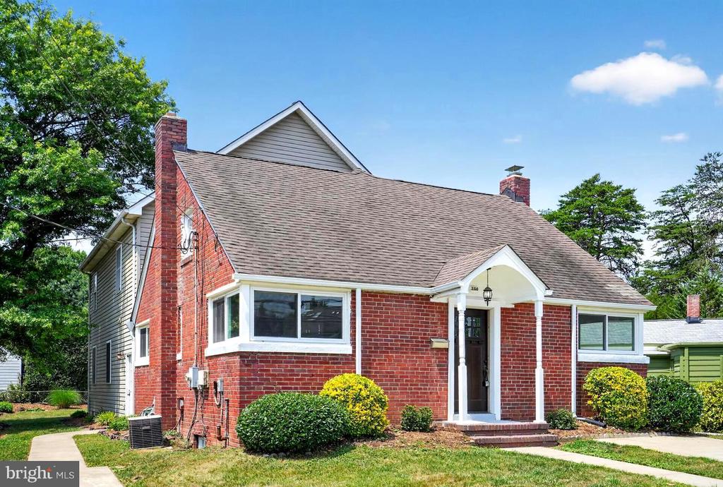 750 N GEORGE MASON DRIVE