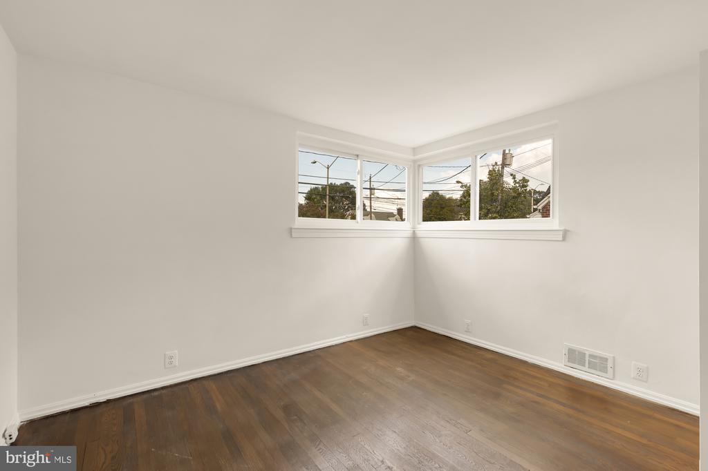 750 N GEORGE MASON DRIVE