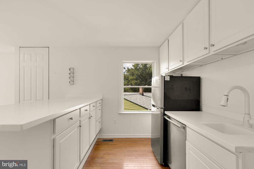 750 N GEORGE MASON DRIVE