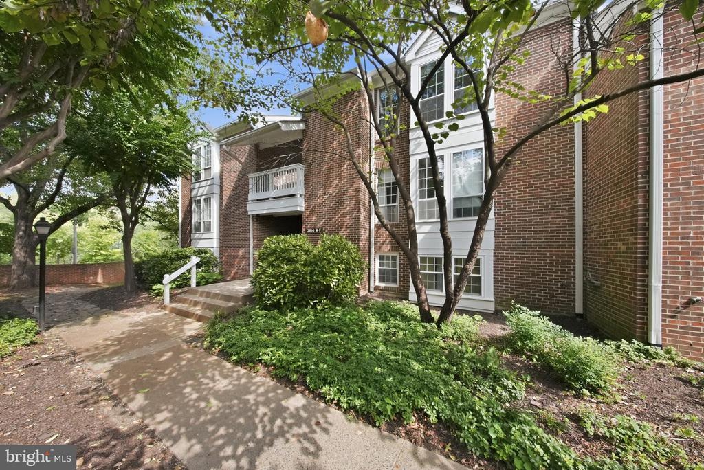 2614 S ARLINGTON MILL DRIVE Unit: F