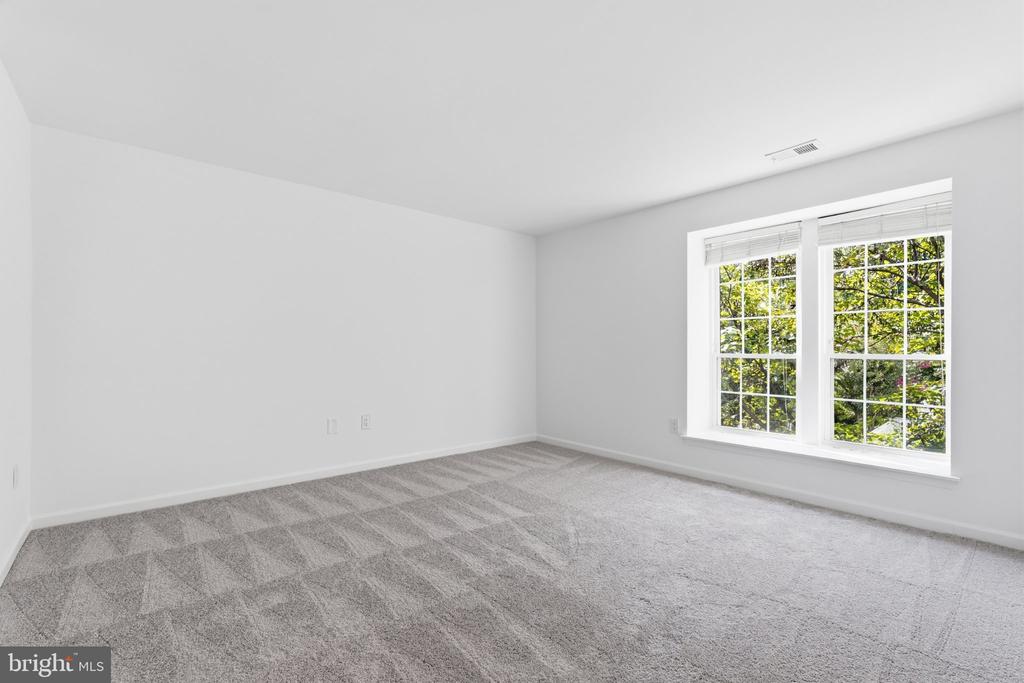 2614 S ARLINGTON MILL DRIVE Unit: F