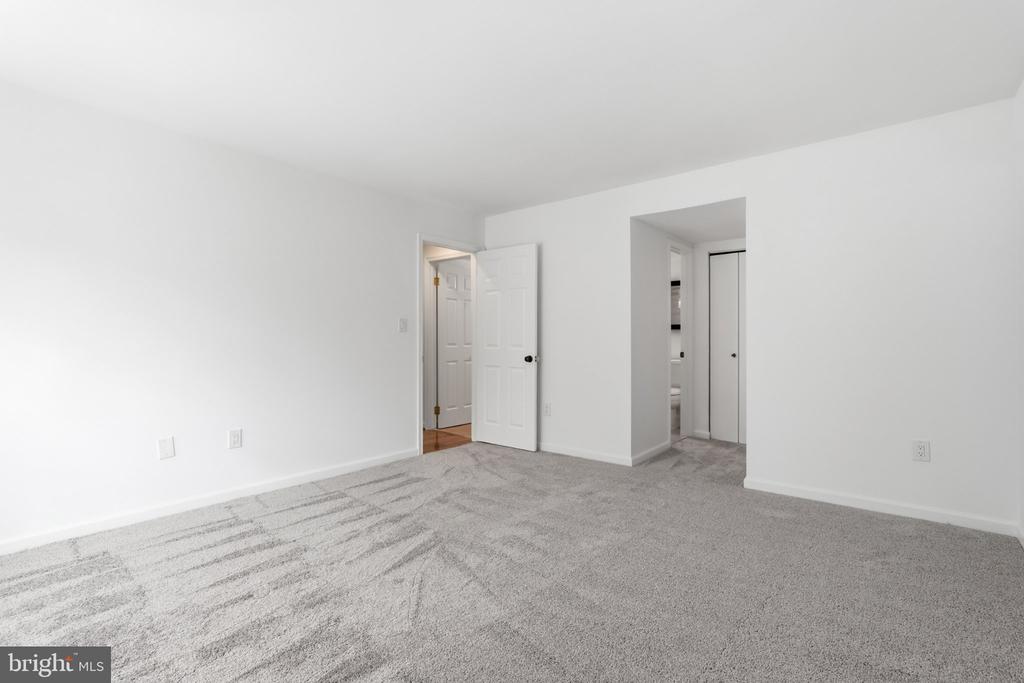 2614 S ARLINGTON MILL DRIVE Unit: F