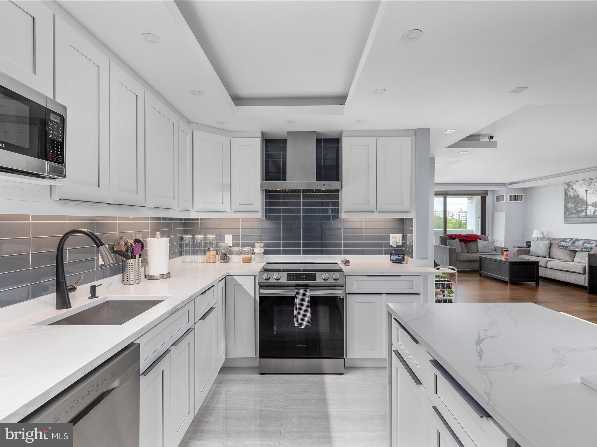 6101 EDSALL ROAD 1502
