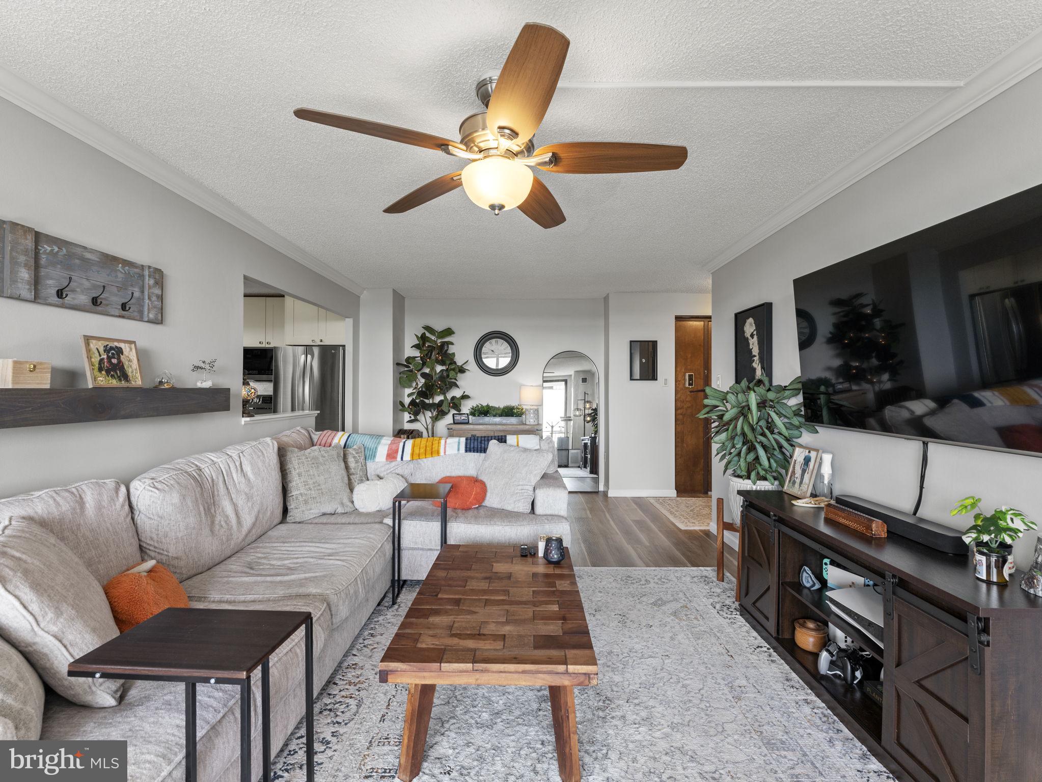250 S REYNOLDS STREET S 711
