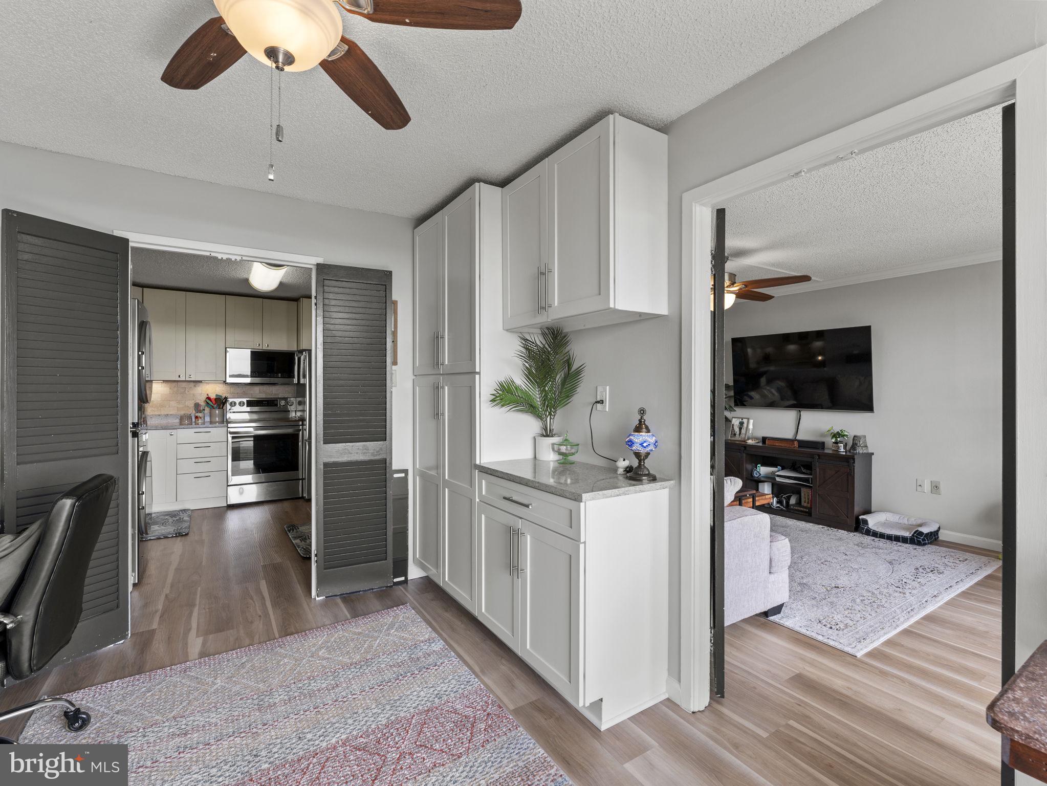 250 S REYNOLDS STREET S 711