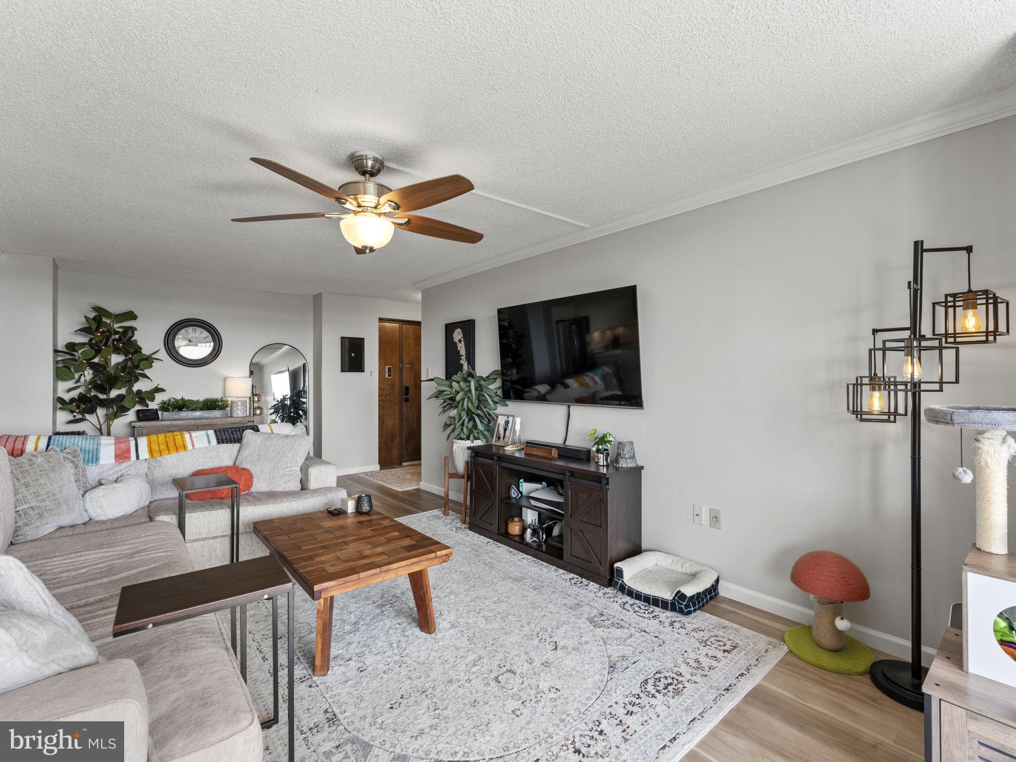 250 S REYNOLDS STREET S 711