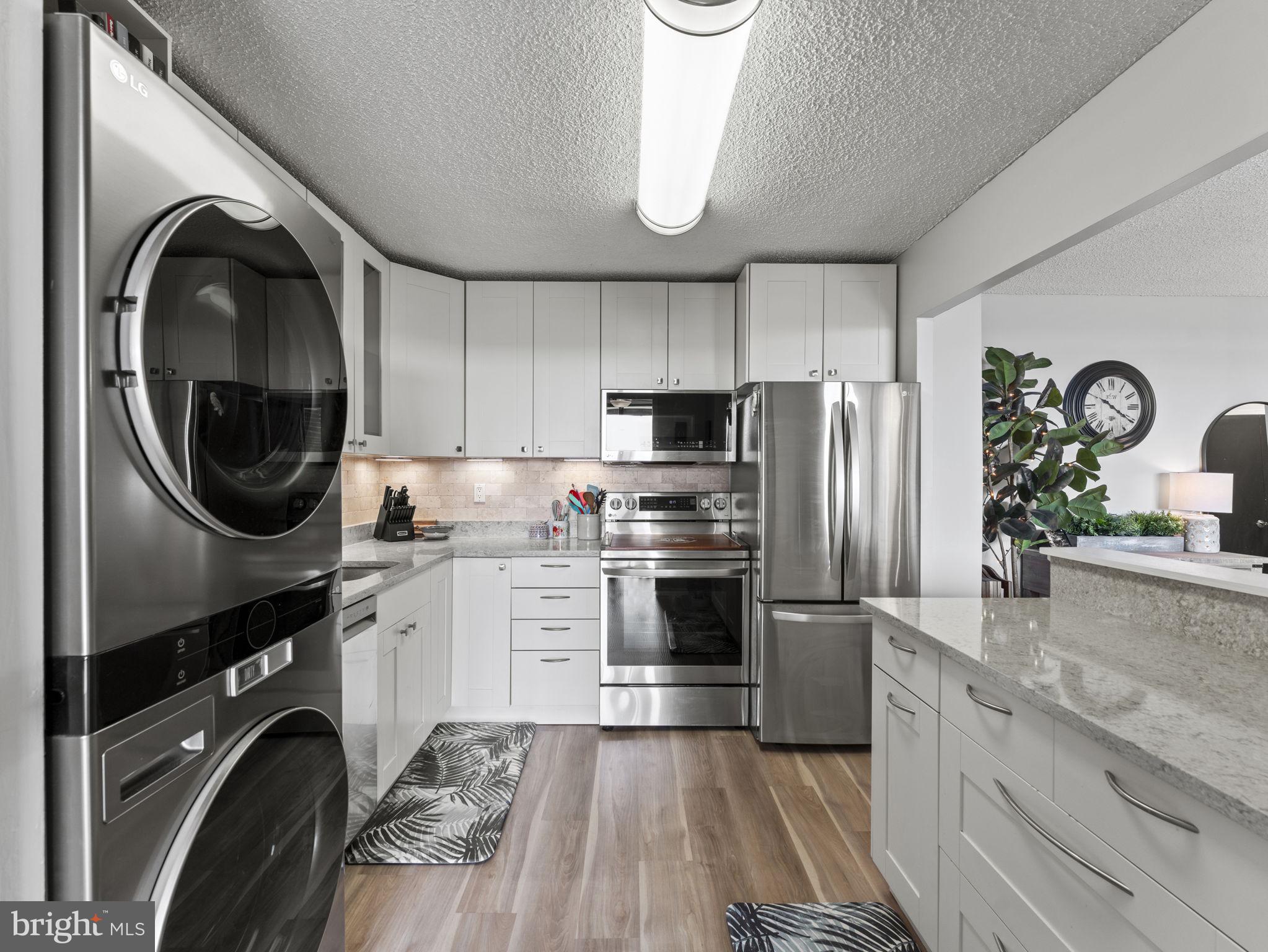 250 S REYNOLDS STREET S 711