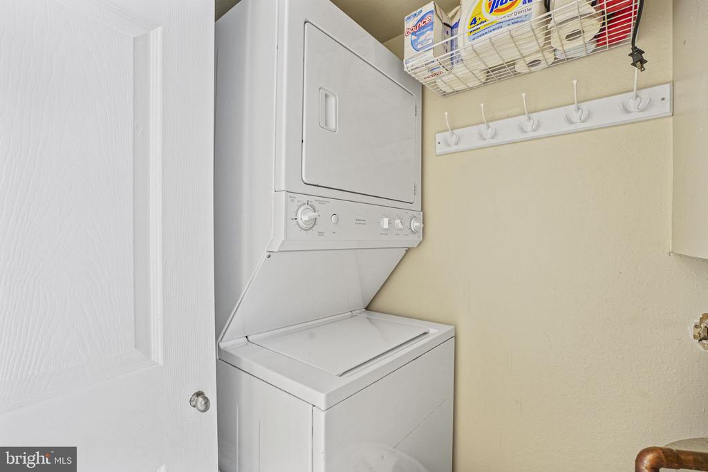 3313 WYNDHAM CIRCLE 1212