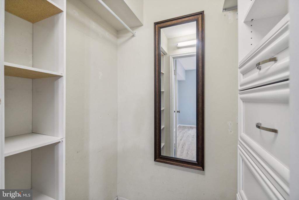 3313 WYNDHAM CIRCLE 1212