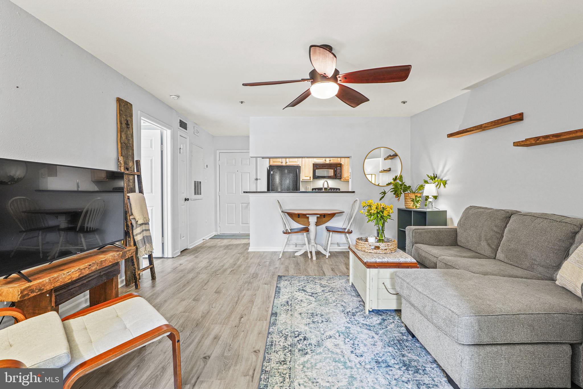 3313 WYNDHAM CIRCLE 1212