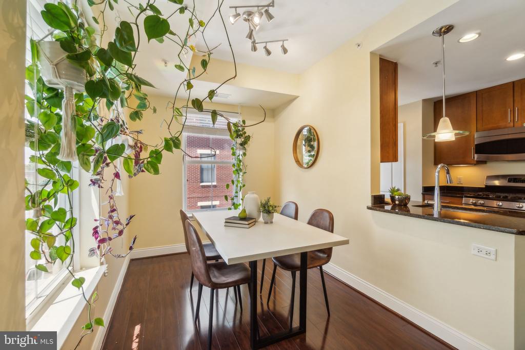 1111 ORONOCO STREET 335