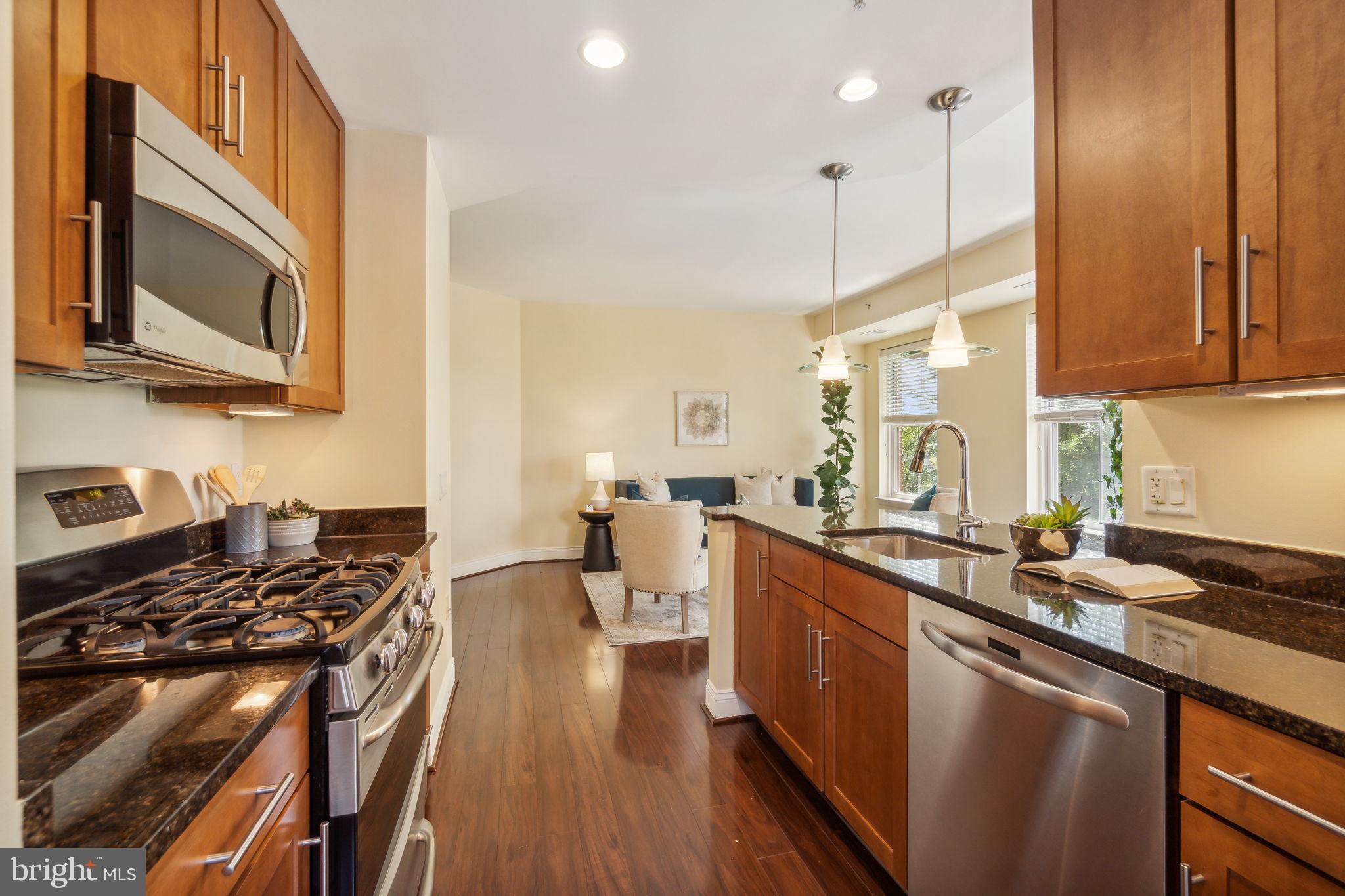 1111 ORONOCO STREET 335