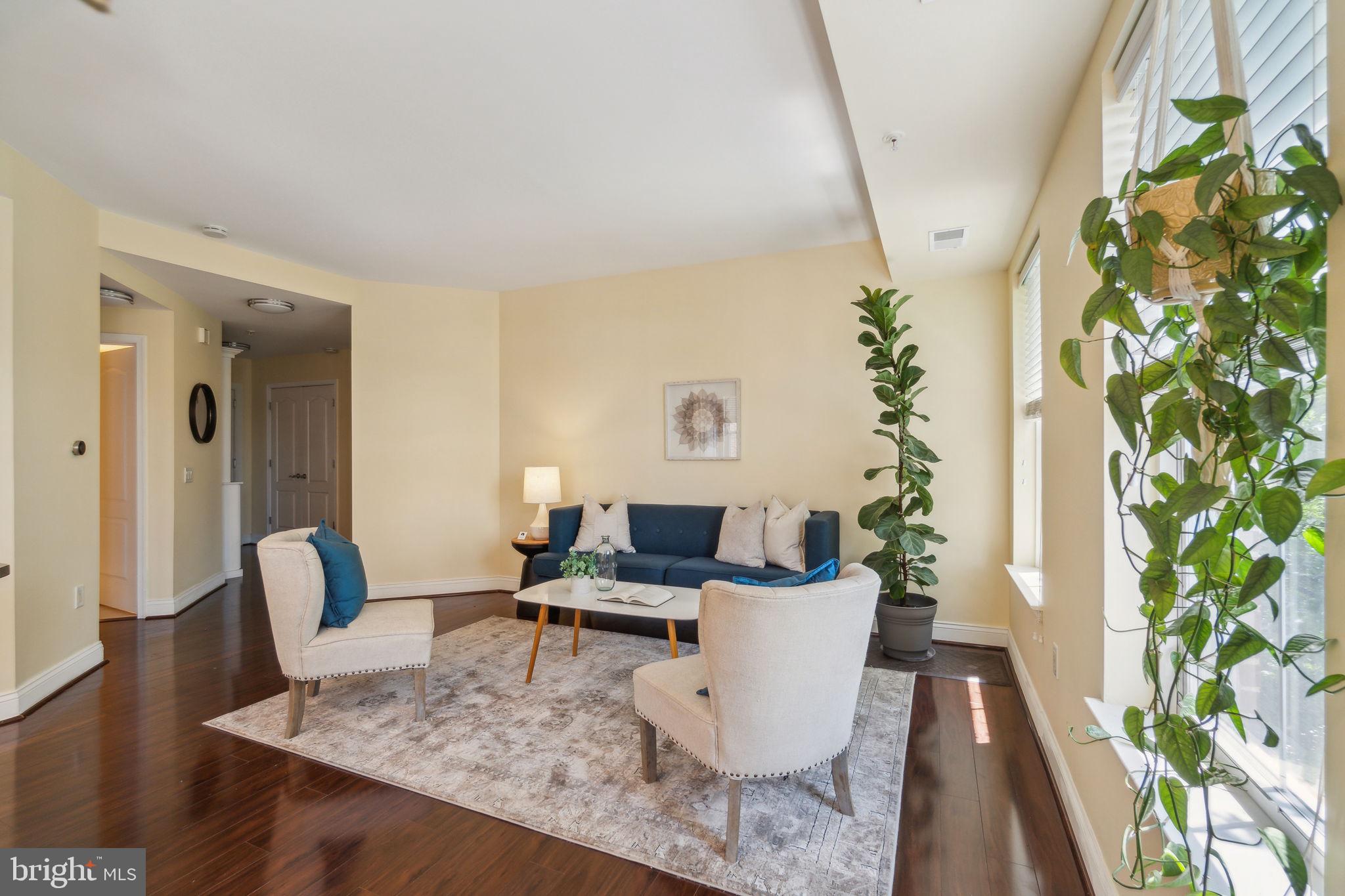 1111 ORONOCO STREET 335