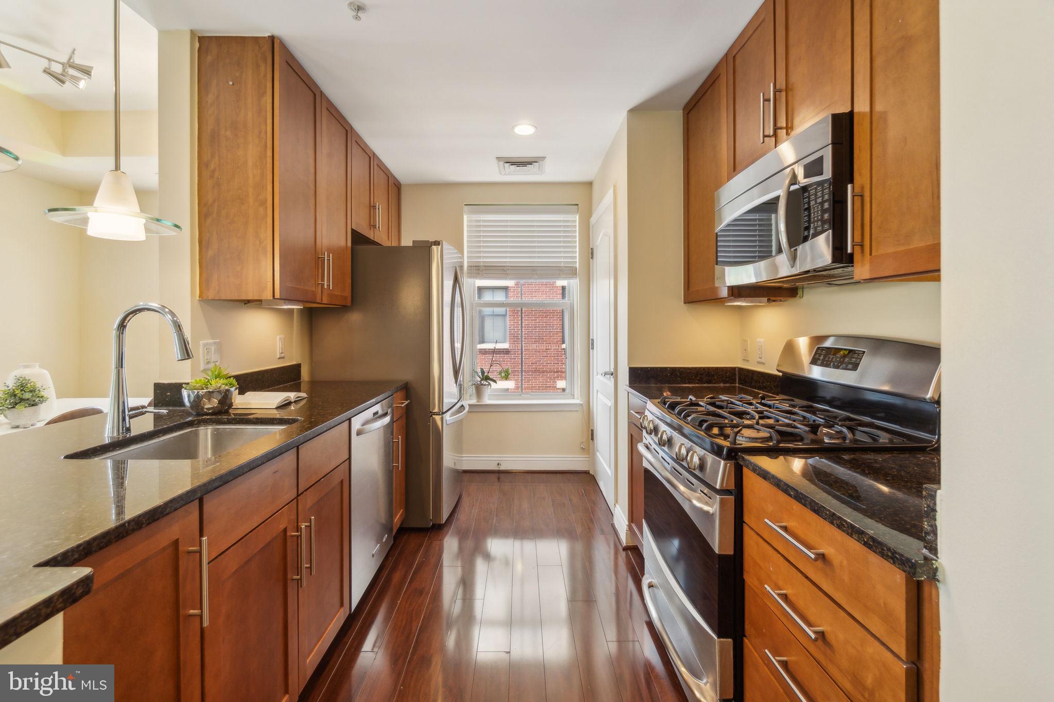 1111 ORONOCO STREET 335
