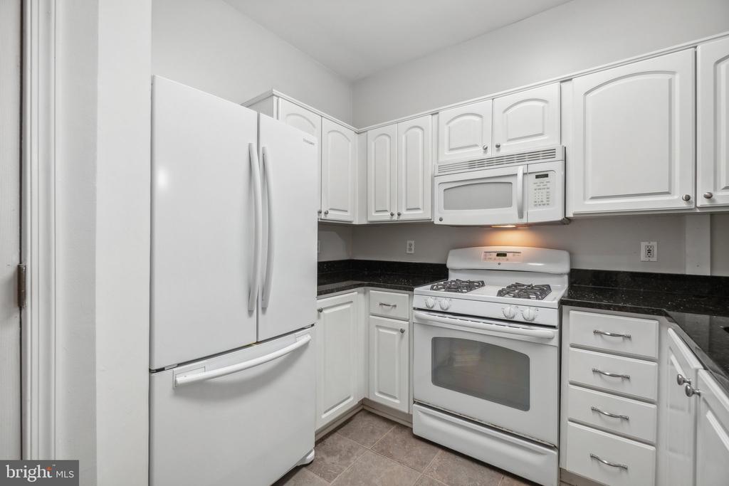 2350 GARNETT DRIVE 4
