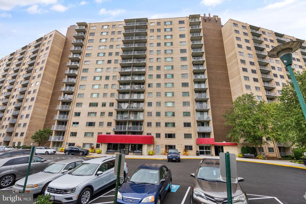 2500 N VAN DORN STREET N 319