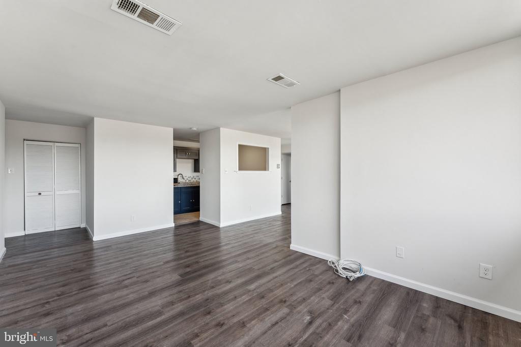 505 N ARMISTEAD STREET 302