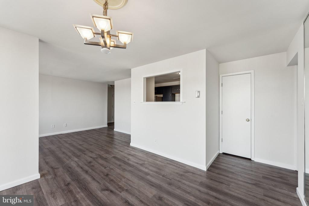505 N ARMISTEAD STREET 302