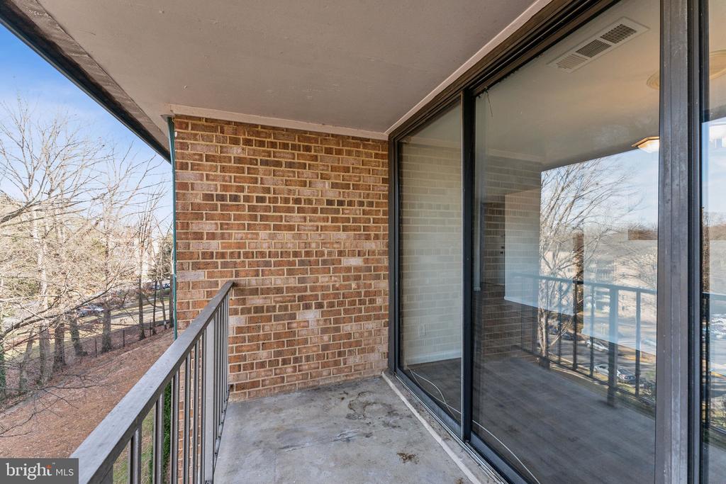 505 N ARMISTEAD STREET 302