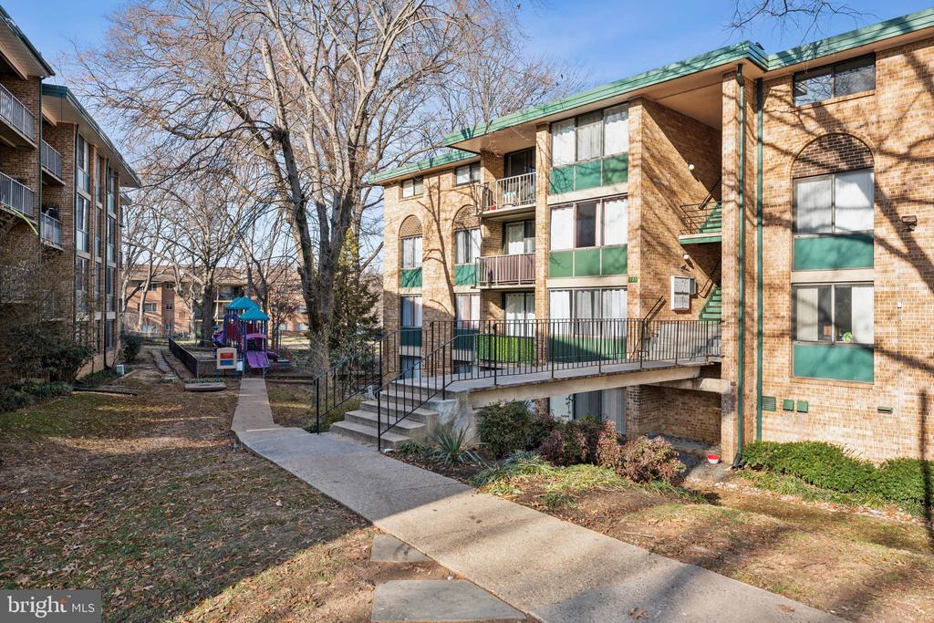 505 N ARMISTEAD STREET 302