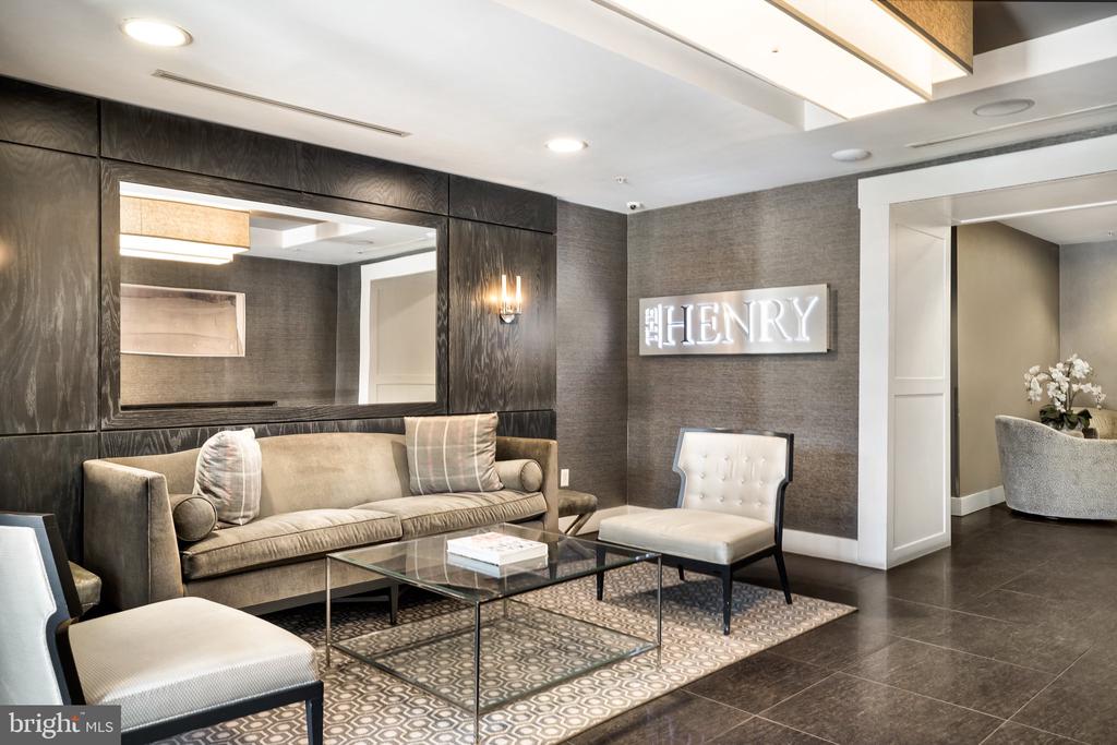 1111 ORONOCO STREET 436