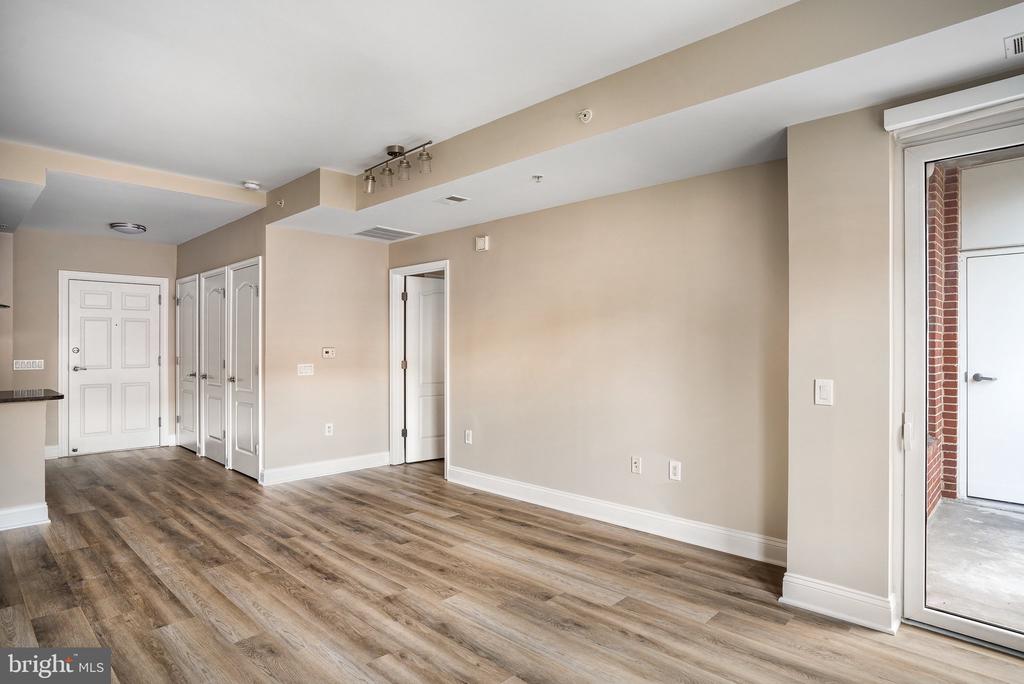 1111 ORONOCO STREET 436