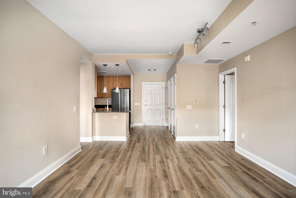 1111 ORONOCO STREET 436