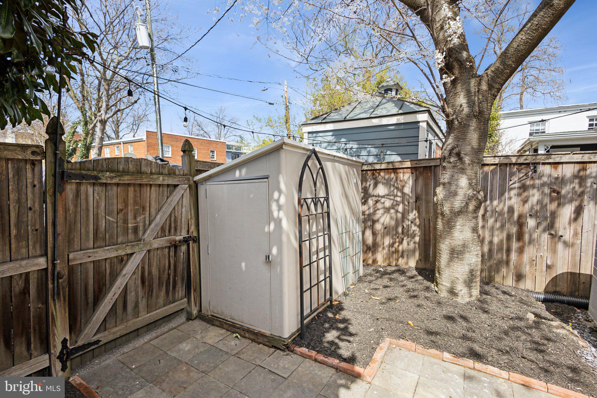 406 N PAYNE STREET
