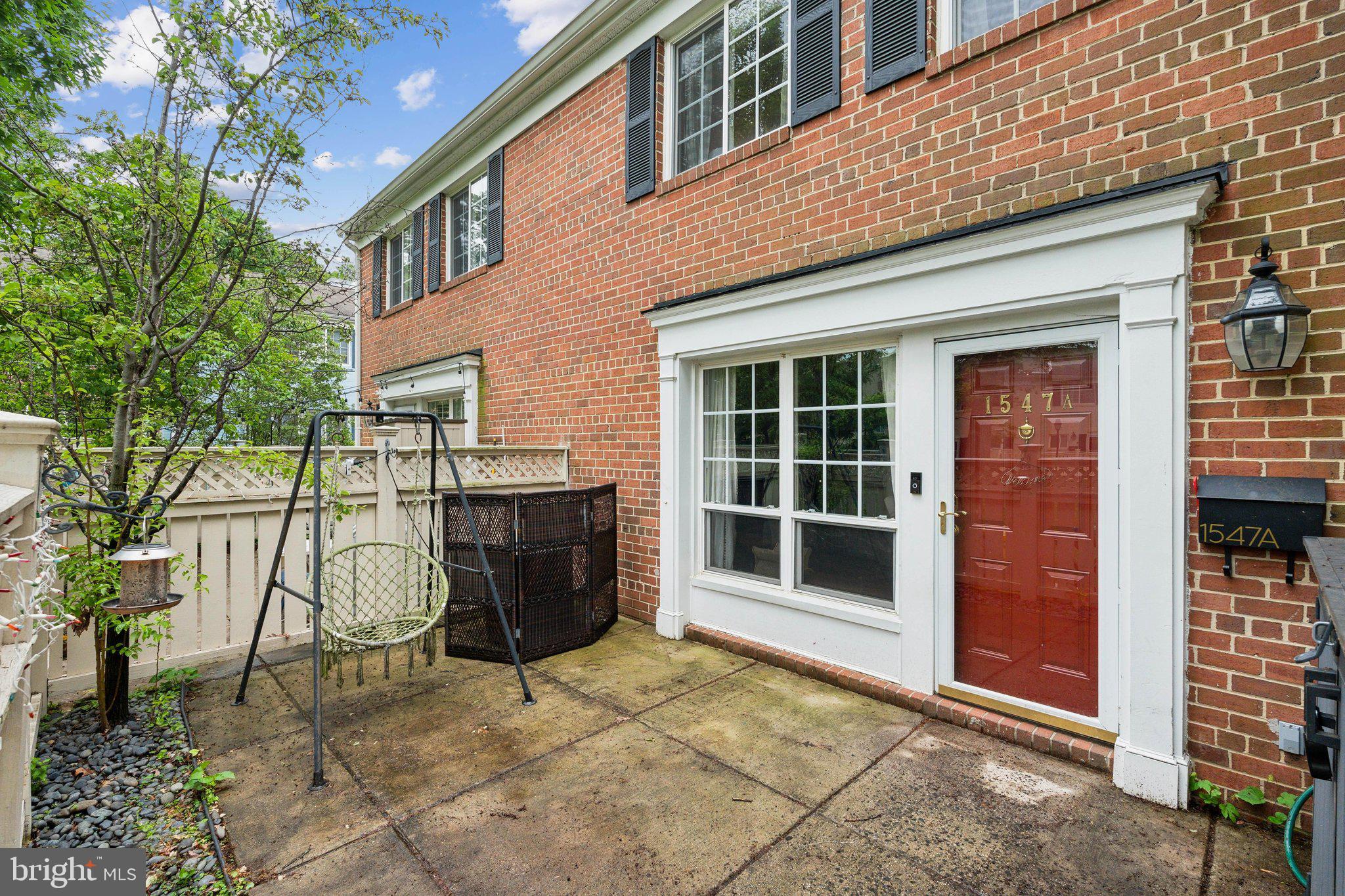 1547 N VAN DORN STREET A N A