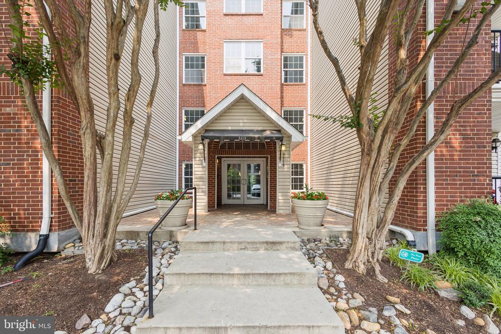3315 WYNDHAM CIRCLE 3223