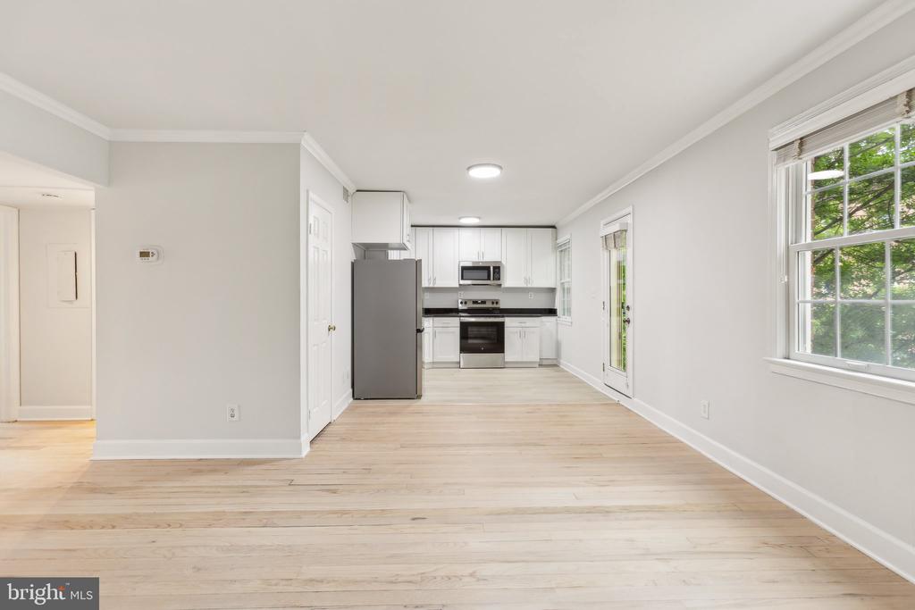 1119 N PITT STREET 2C