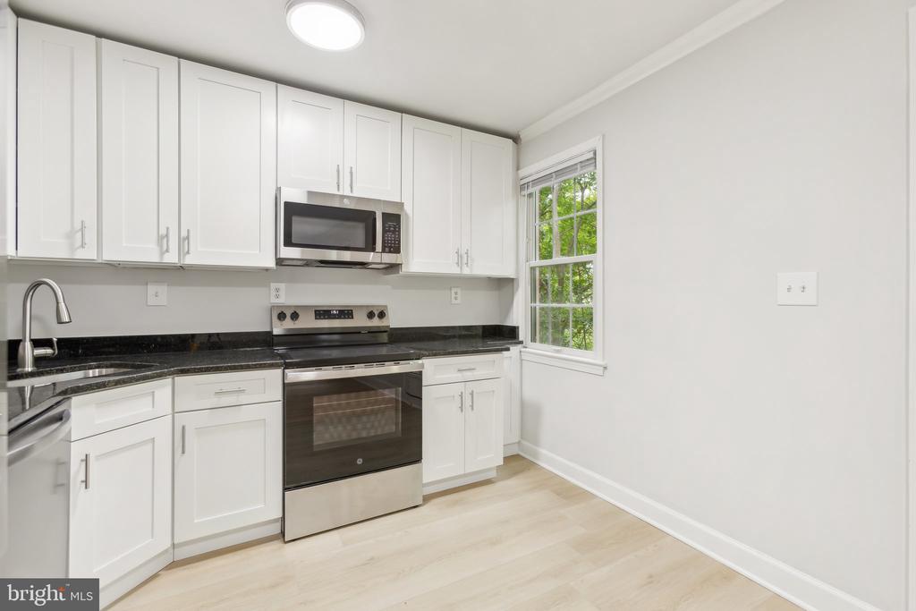 1119 N PITT STREET 2C
