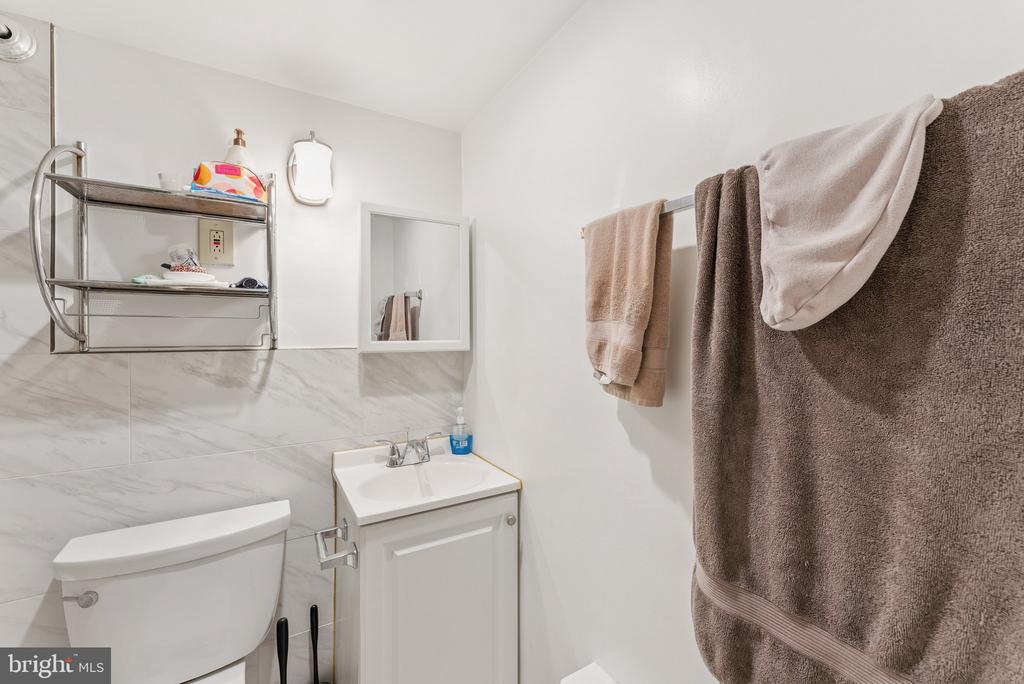 801 N PITT STREET 505