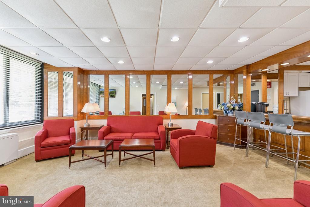 801 N PITT STREET 505