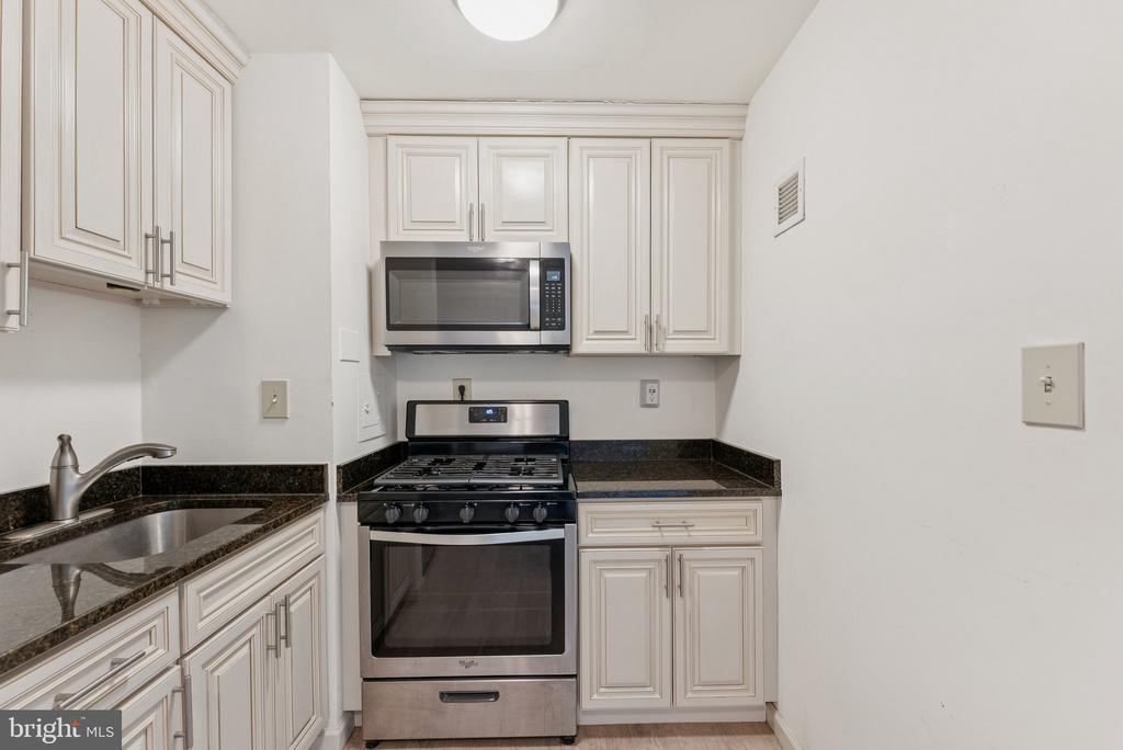 801 N PITT STREET 505