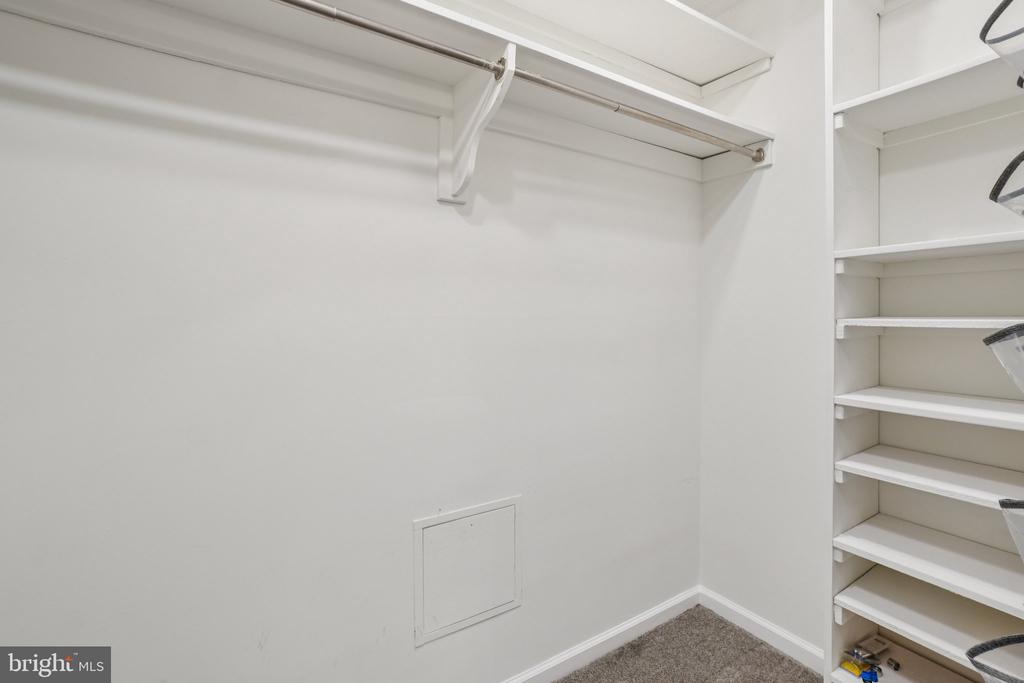 250 S REYNOLDS STREET 610