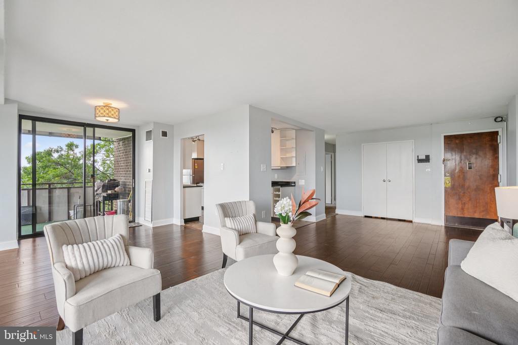 250 S REYNOLDS STREET 610
