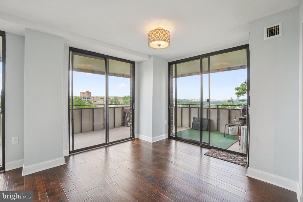 250 S REYNOLDS STREET 610