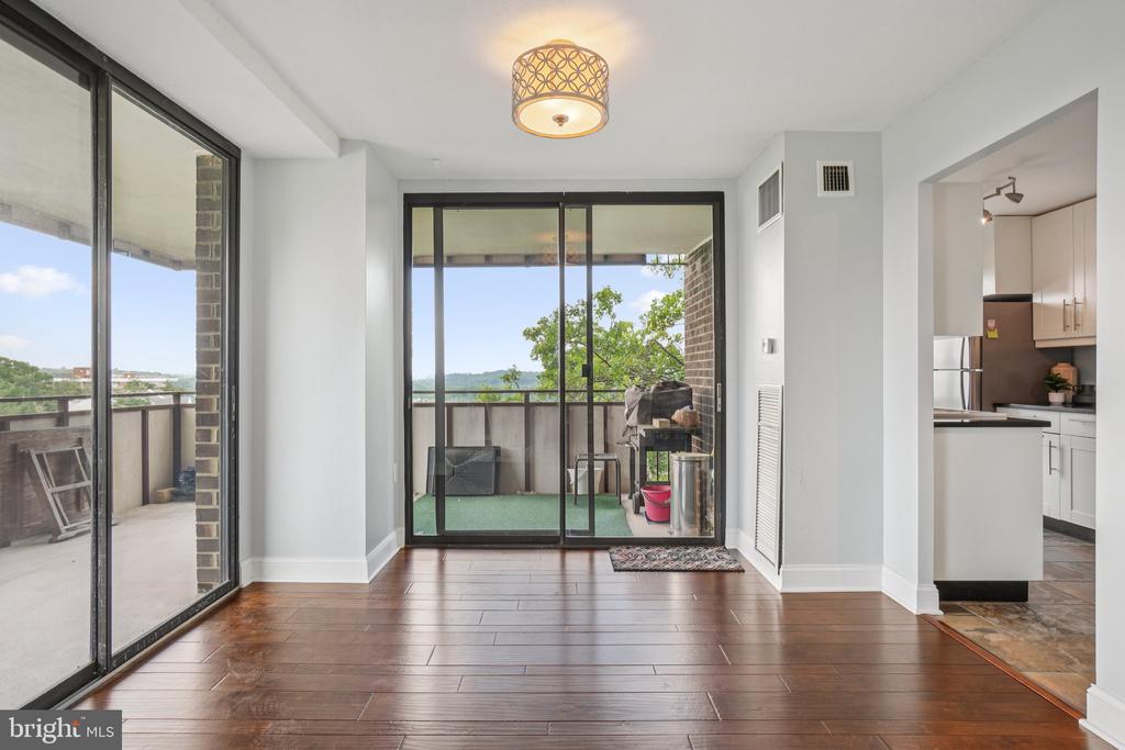 250 S REYNOLDS STREET 610