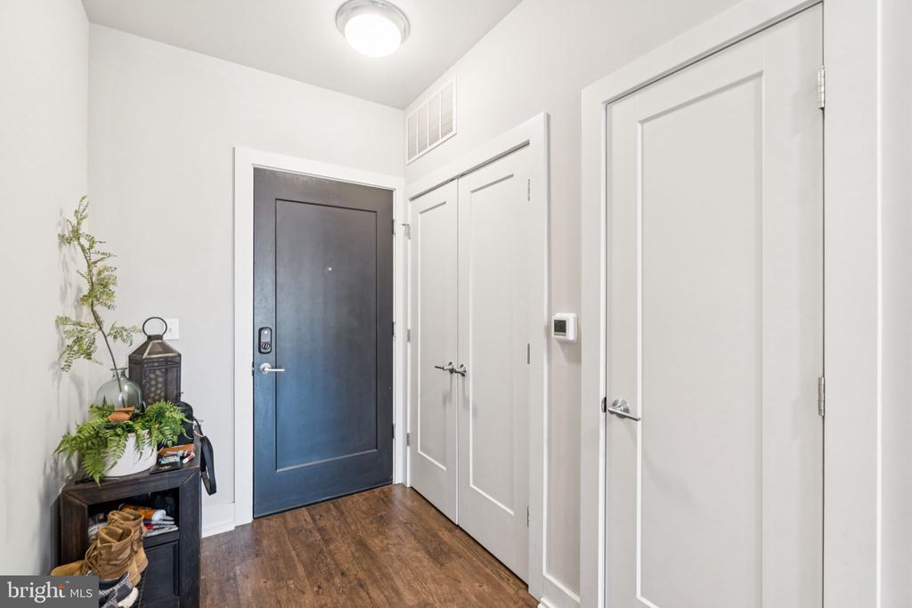 1800 MOUNT VERNON AVENUE 105