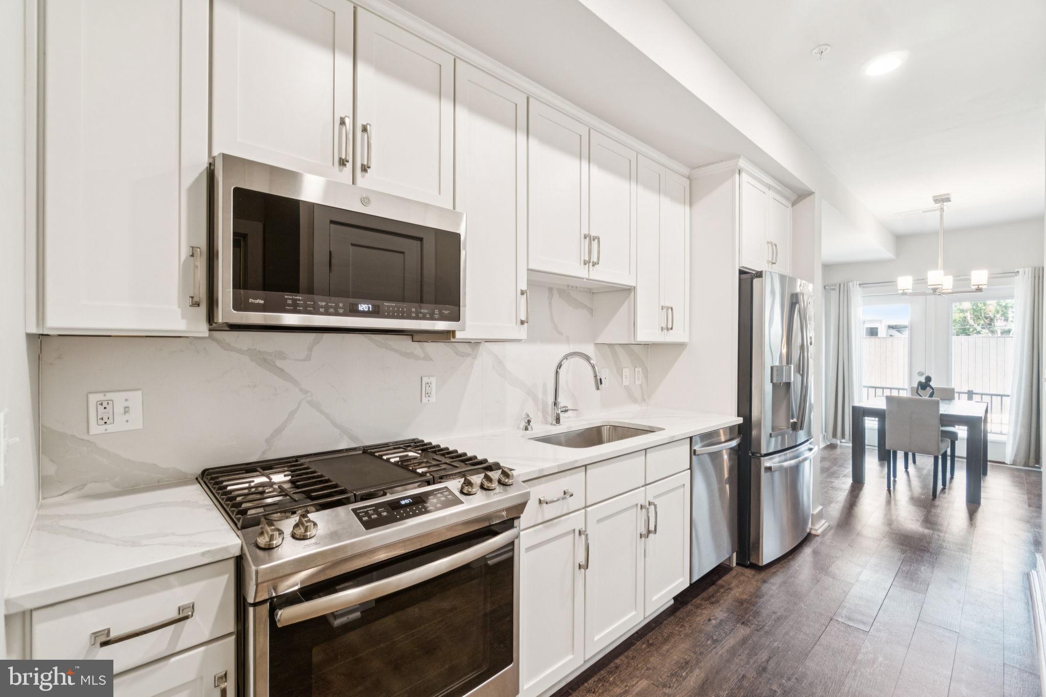 1800 MOUNT VERNON AVENUE 105