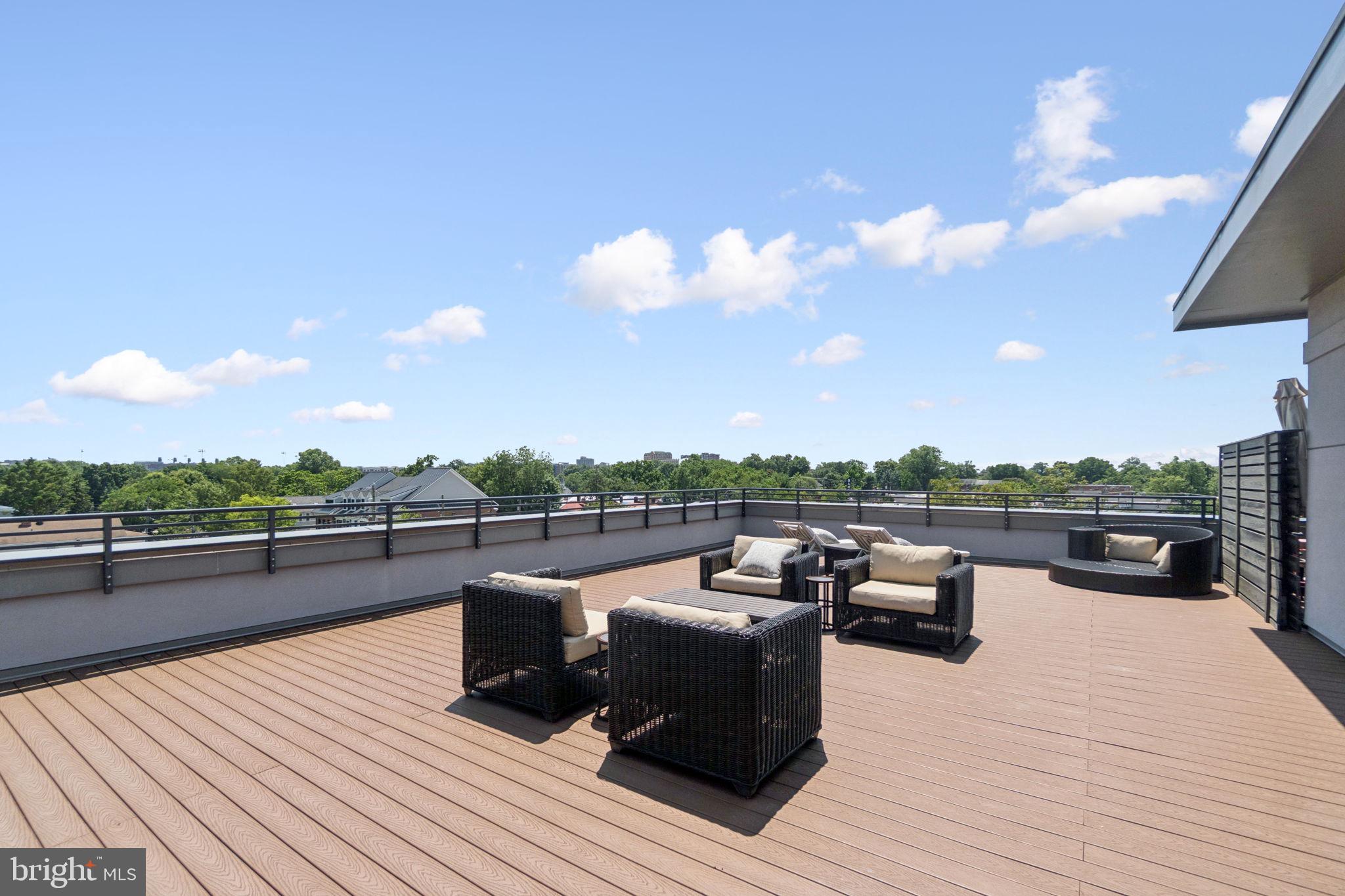 1800 MOUNT VERNON AVENUE 105