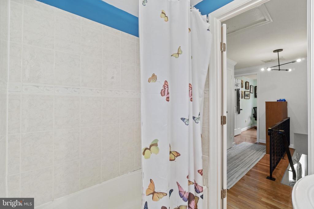 2908 LANDOVER STREET