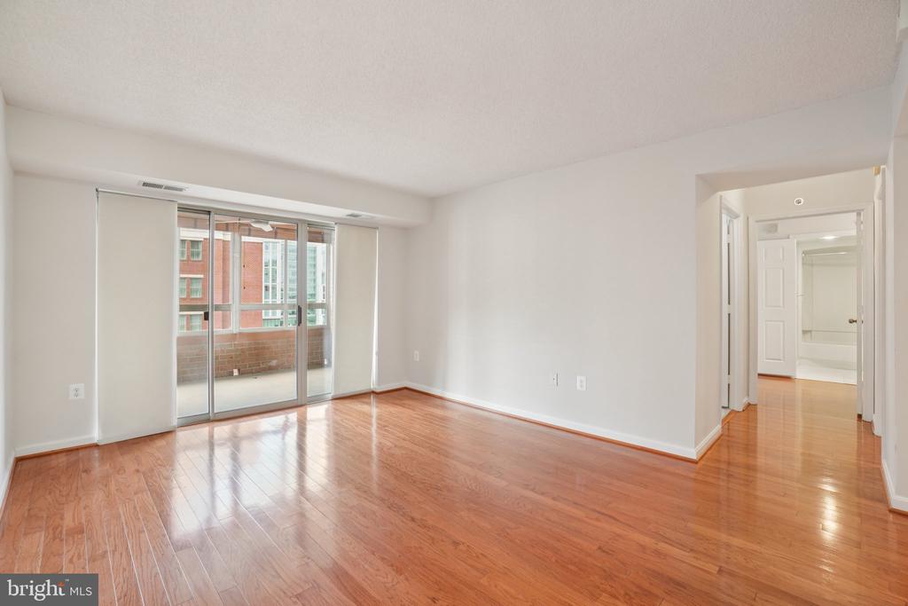 2181 JAMIESON AVENUE 1102