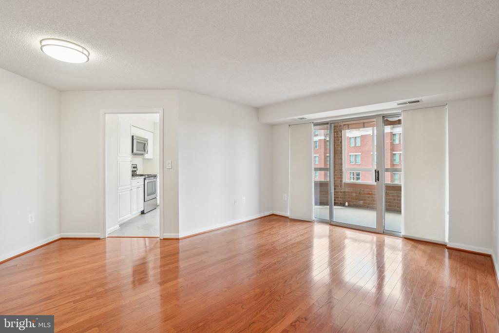 2181 JAMIESON AVENUE 1102