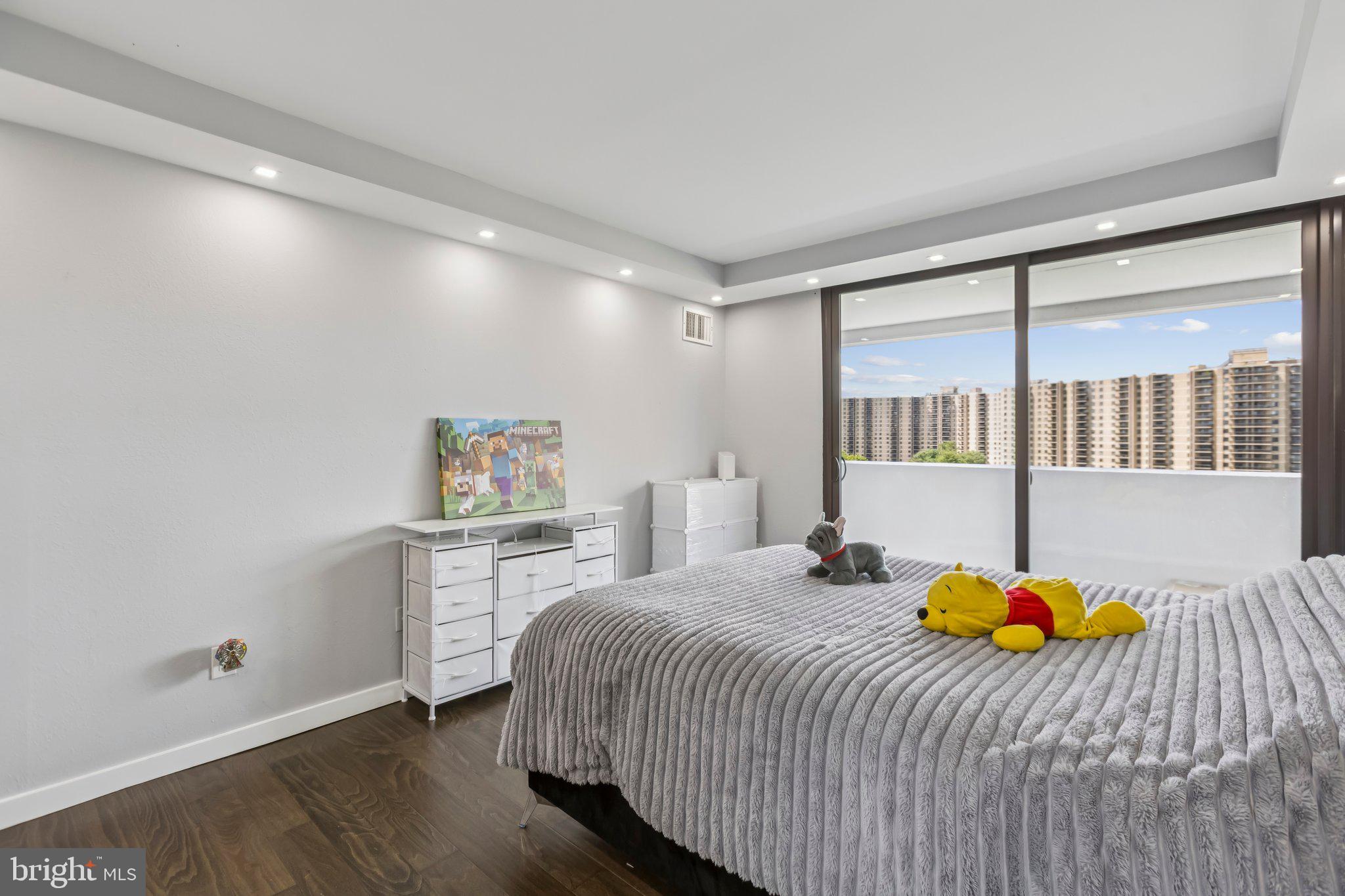 6101 EDSALL ROAD 1502