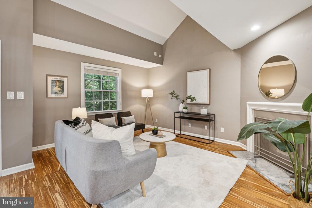 220 N SAINT ASAPH STREET 14