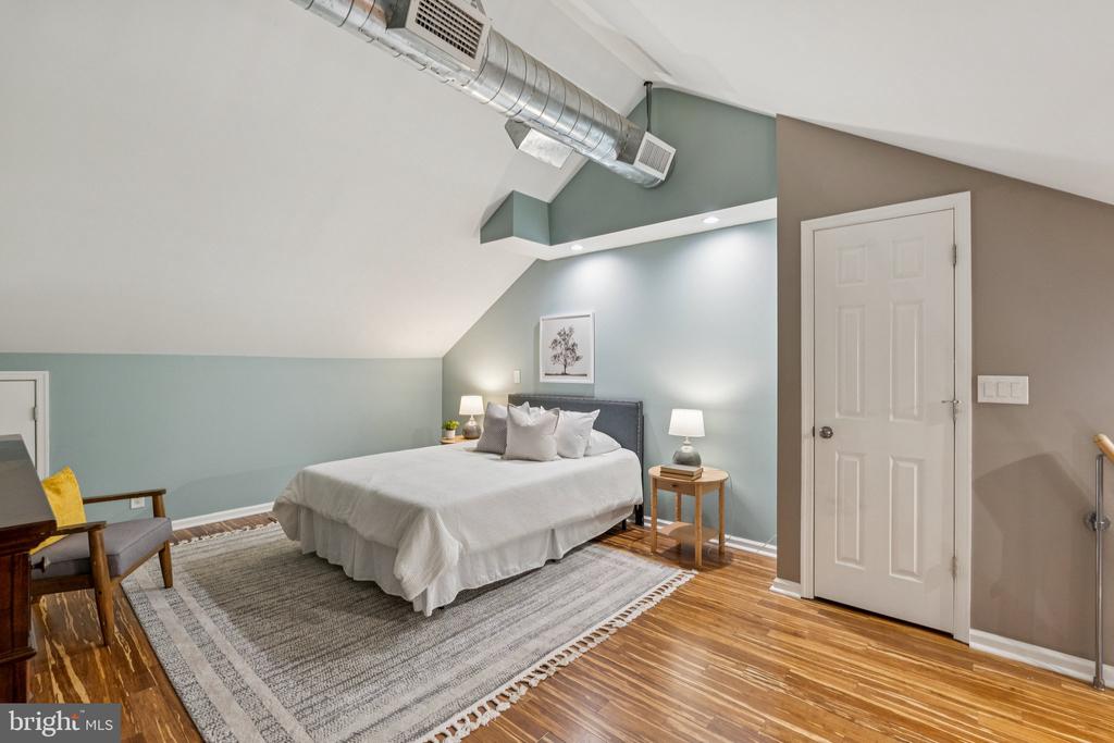 220 N SAINT ASAPH STREET 14