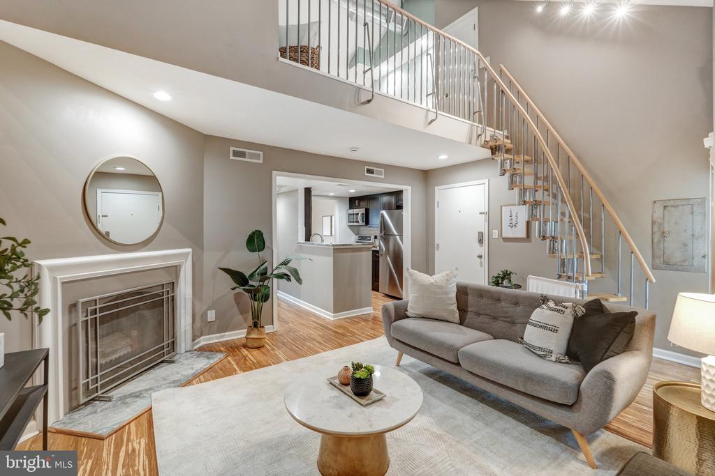 220 N SAINT ASAPH STREET 14